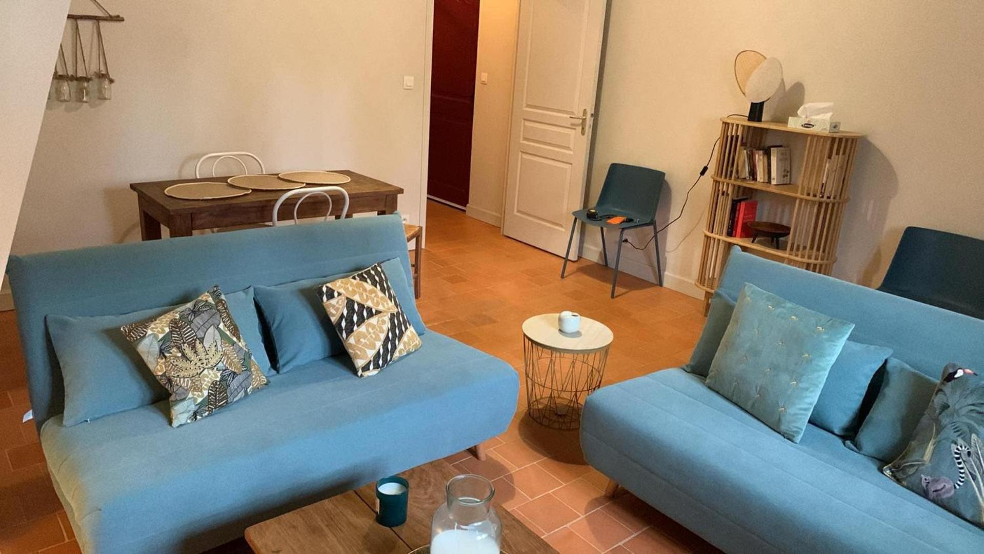 Appartement Au Centre De Richelieu Bagian luar foto